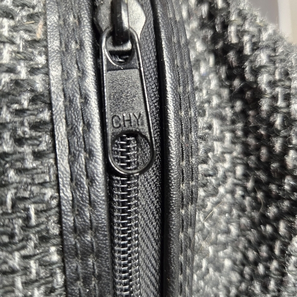 GIVENCHY GRAY TWEED DOPP COSMETIC TOILETRY TRAVEL MAKE UP POUCH BAG Vintage - Picture 6 of 6